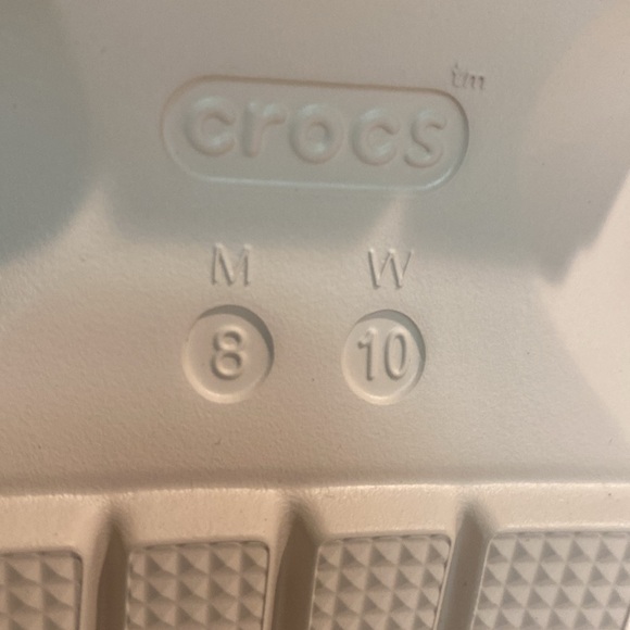 CROCS Stomp ‘Fur’ Lined Platform Boots Color Stucco Sz 10 NWOT - Picture 13 of 16